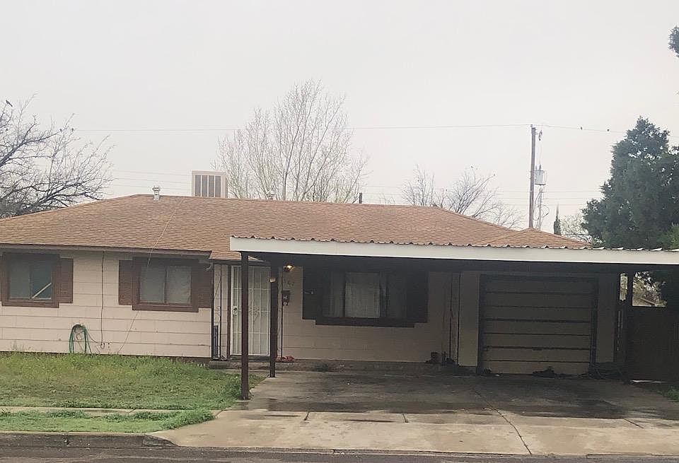 2nd image of 1507 N Penasco Dr