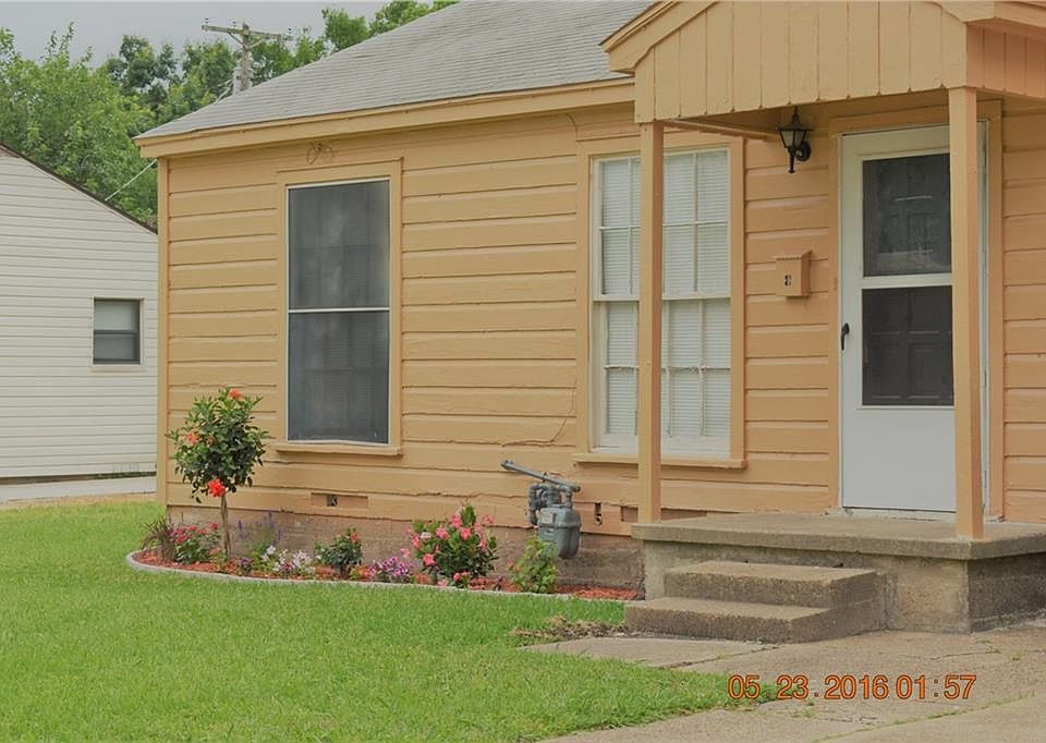 1st image of 2037 17th St