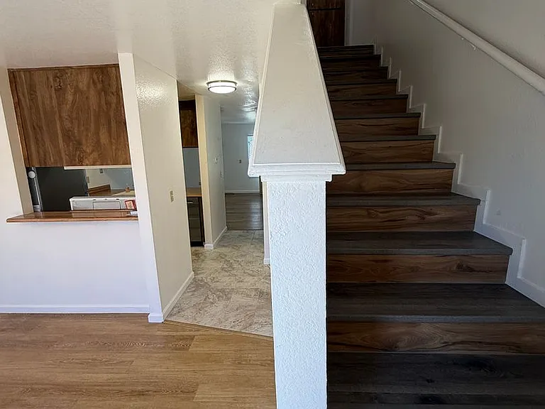 1930 Manor Pl — Photo 15
