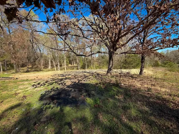 941 Dogwood Trl, Waskom, TX 75692