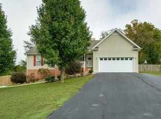2309 Huntland Hills Rd, Cookeville, TN 38506