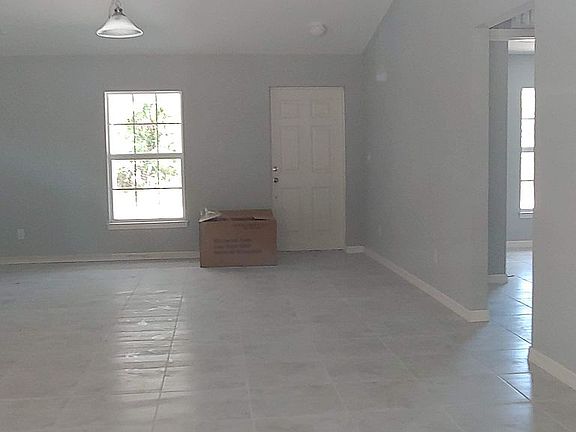5th image of 2364 Hagerick Ln