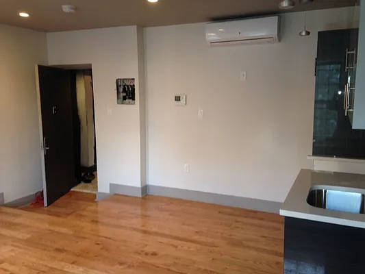 Rented by Premier Metro Realty Corp | media 44