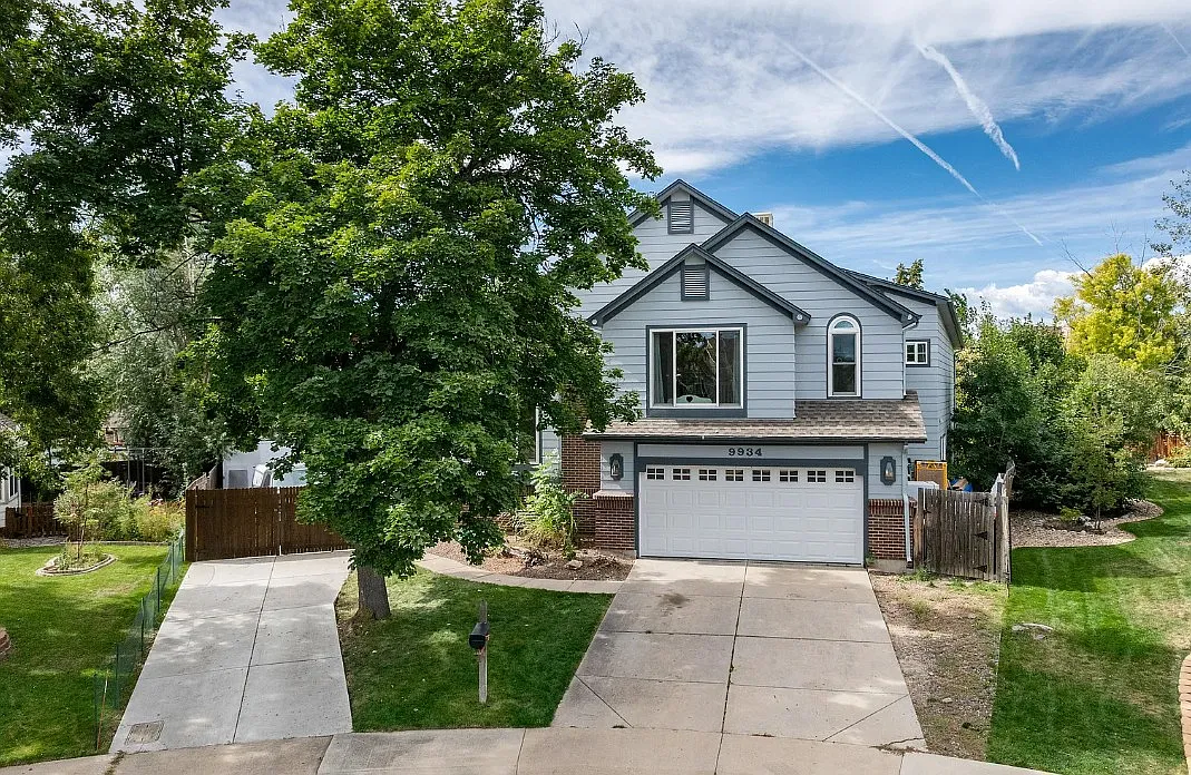 5 bed, 2950 sqft, $3,900 — Photo 1