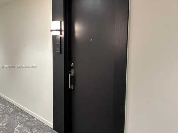 19380 Collins Ave, Sunny Isles Beach, FL