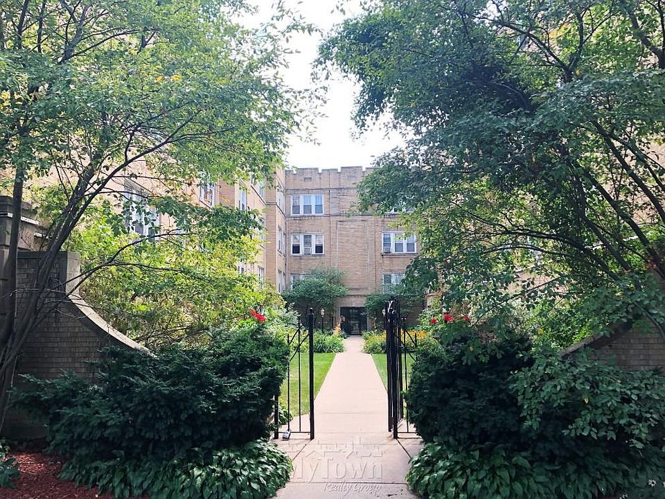 1st image of 2457 W Gunnison St #75-3