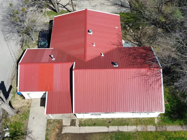 2616 Stanford St, Greenville, TX 75401