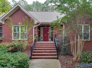 103 Timberview Dr, Huntsville, AL 35806