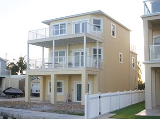 960 W 105th St, Marathon, FL 33050
