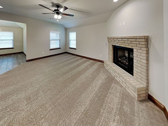 5th image of 10509 NW 41st St