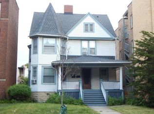427 Wisconsin Ave, Oak Park, IL 60302
