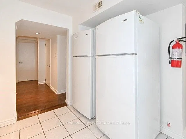 4 bed, $2,795 — Photo 4