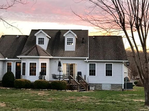 2nd image of 1425 War Eagle Dr