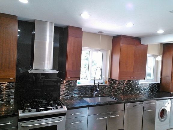 4th image of 3605 SW 21st Ct