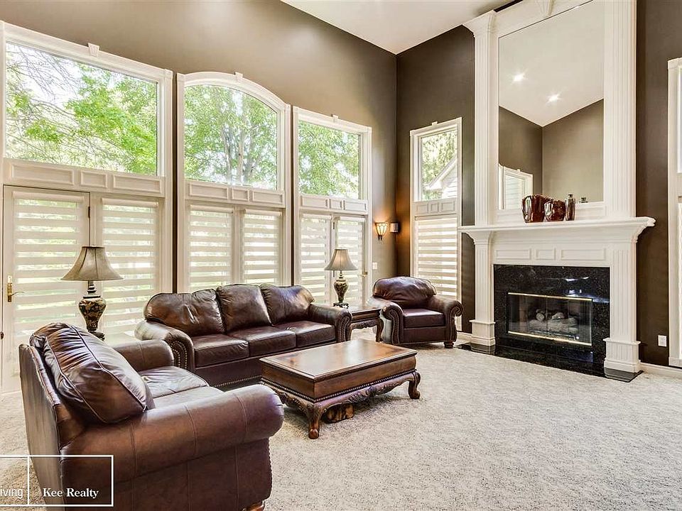 1st image of 52387 Woodside Ct