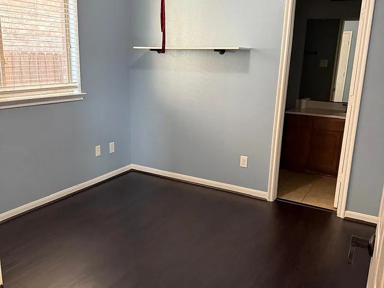 10207 White Pines Dr — Photo 17