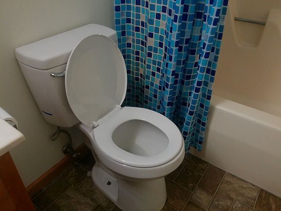 5th image of 400B Gateway Dr