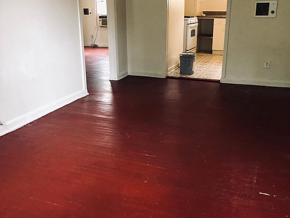 2nd image of 4-645 E 12th St #4