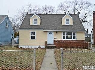 936 Uniondale Ave, Uniondale, NY 11553