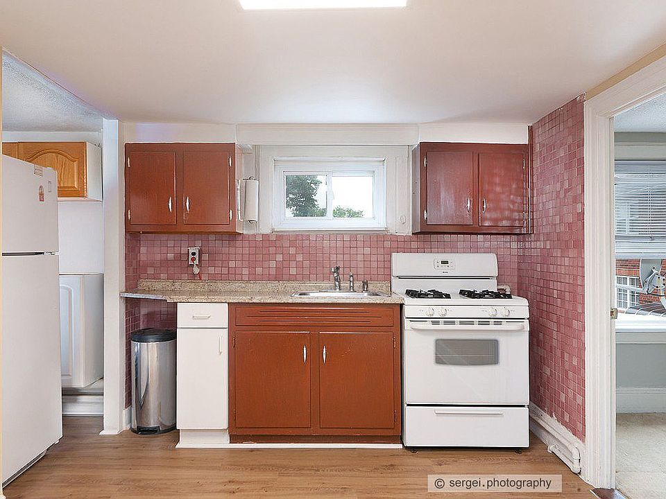 1st image of 1719 Clintonville St #2
