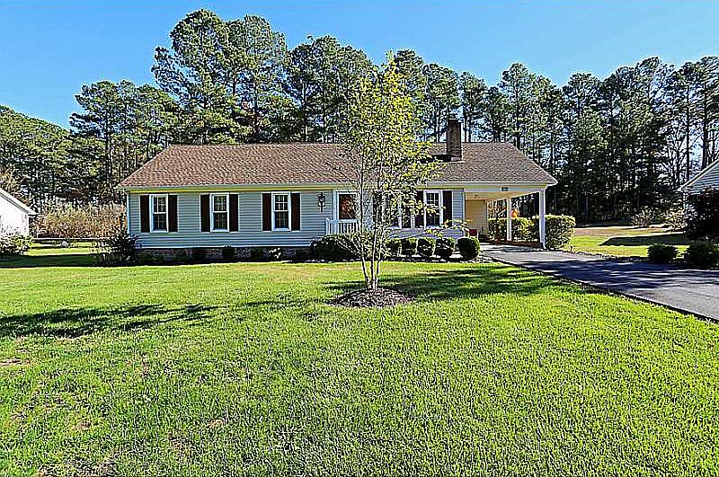 1st image of 419 Carpenter Dr