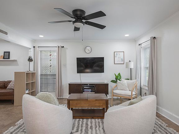 4th image of 1914 Sherwood Ave
