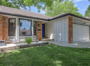 9512 Connell Dr, Overland Park, KS 66212