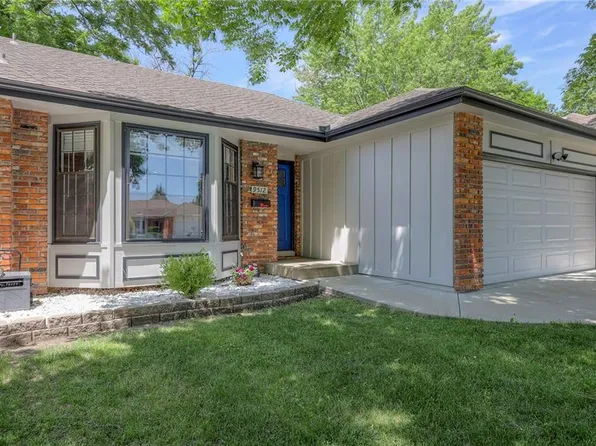 9512 Connell Dr, Overland Park, KS 66212