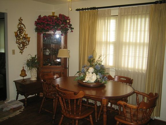 2nd image of 1235 Timber Ridge Dr