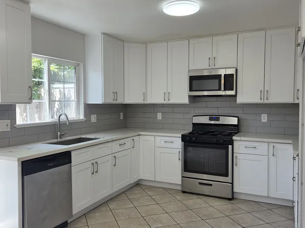 751 S Arizona Ave, Los Angeles, CA 90022