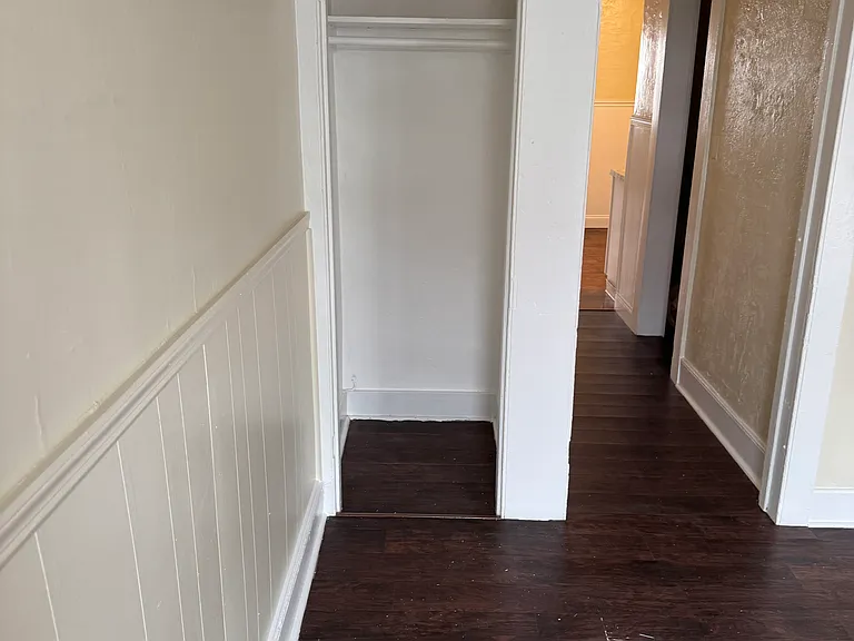 3 Mount Carmel Pl #2 — Photo 10