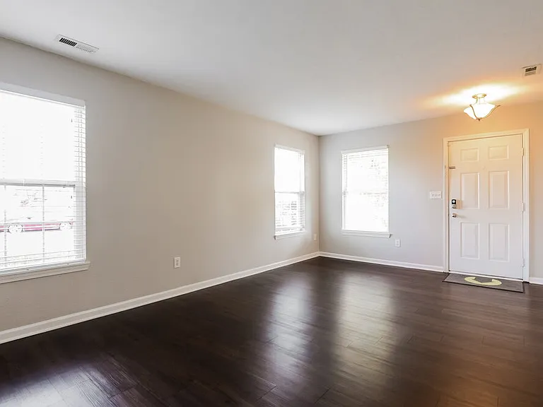 1580 Cold Spring Dr — Photo 5
