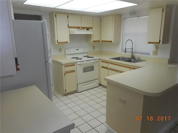 3rd image of 8113 Chelsworth Dr