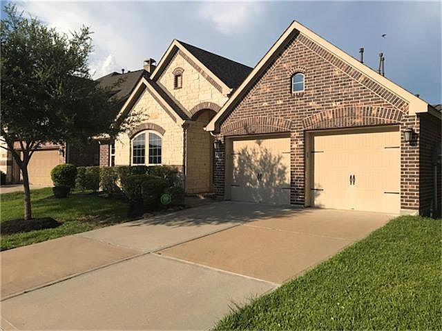 1st image of 2907 Meadows Pond Ln