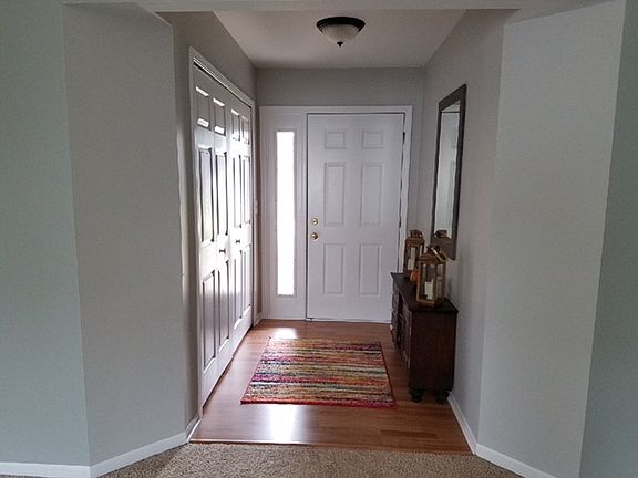 Front entry with big closet