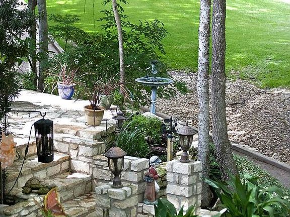 BackTerrace to golf course