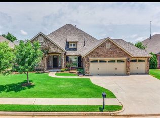 3900 Lockhart Dr, Edmond, OK 73013