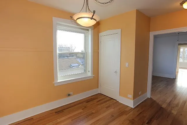 3731 N Janssen Ave #3 — Photo 5