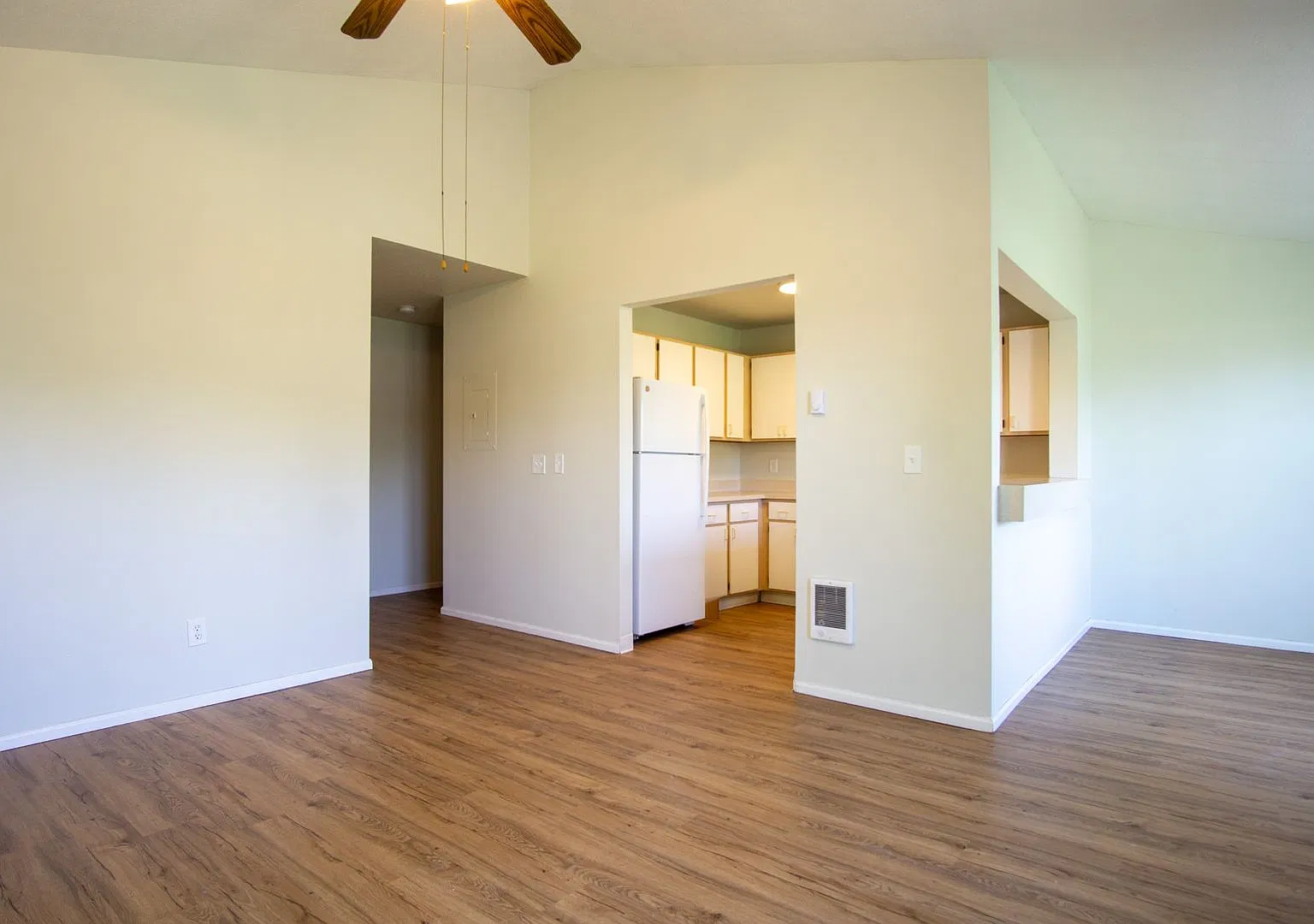 Lair Hill-Spacious & Bright 1-Bed Ready Soon! — Photo 4