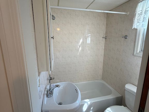 3rd image of 300 Front St #3C