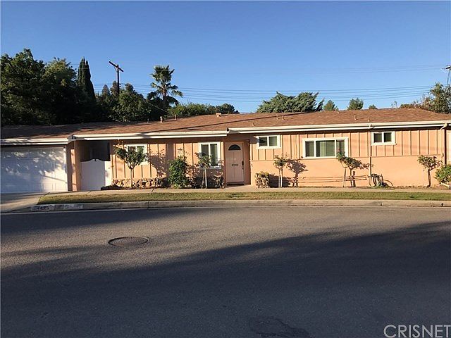 1st image of 4425 Canoga Dr