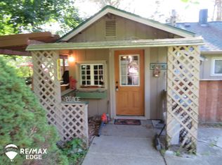 8417 W Farrand Rd, Montrose, MI 48457