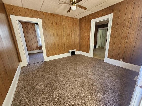 5th image of 307 W CLEVELAND STREET