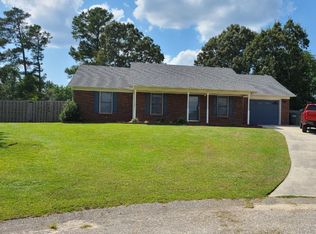 107 Peregrine Pl, Fayetteville, NC 28306