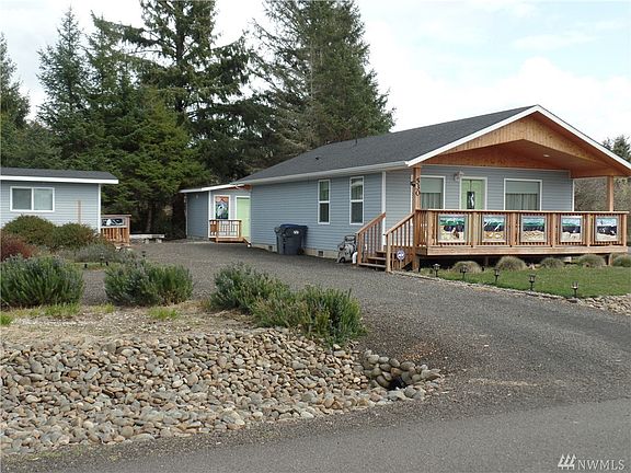 2nd image of 530 Canal Dr SE