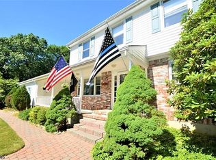 200 W Mountain Rd, Sparta, NJ 07871