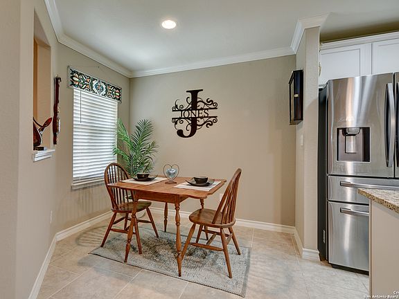 4th image of 3327 BLOSSOM ROW