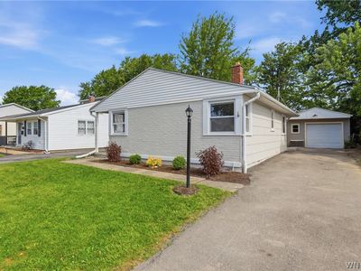 1070 Highland Ave, Buffalo, NY, 14223