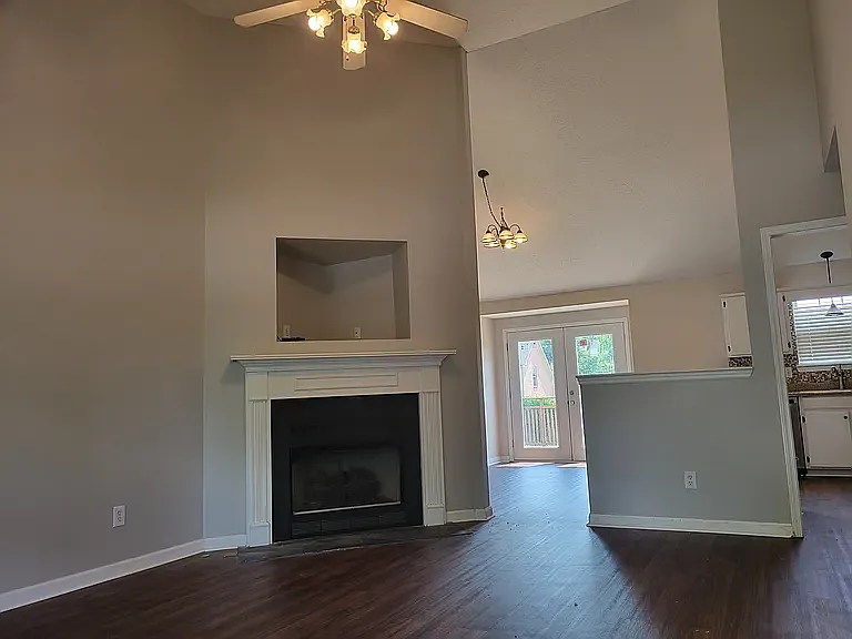 Building Photo - 921 Pebble Beach Cir