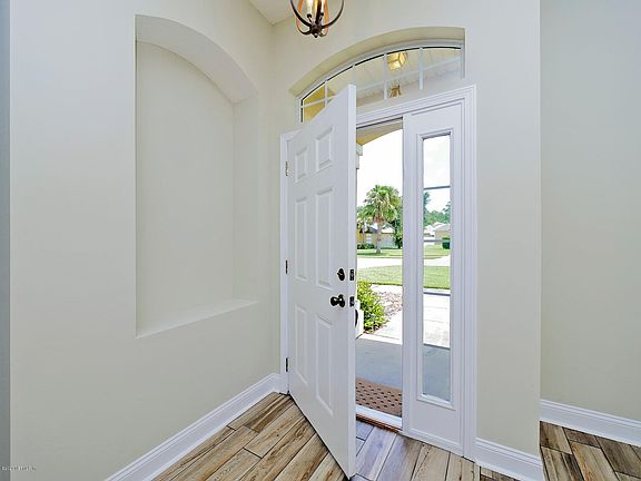 4th image of 86449 Meadowwood Dr